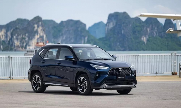 TOP 10 ô tô động cơ đốt trong bán chạy nhất nửa đầu năm 2026: Toyota Yaris Cross lên ngôi
