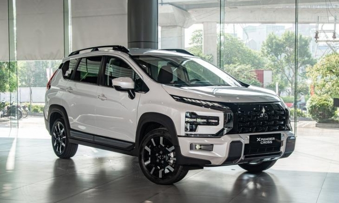 Mitsubishi Xpander tiếp tục thống trị phân khúc MPV 7 chỗ cỡ nhỏ chạy xăng
