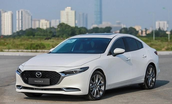 Sedan cỡ C ngày càng lép vế: Mazda3 độc chiếm ngôi đầu, phần còn lại bán dưới 100 xe/tháng