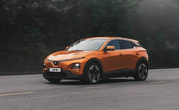 SUV cỡ B bán hơn 40.000 xe trong nửa đầu 2026, VinFast VF 6 bỏ xa loạt đối thủ chạy xăng