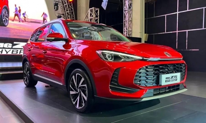 MG ZS Hybrid+ 'chào sân' Đông Nam Á: Hộp số 3 cấp độc nhất phân khúc, 15 tính năng ADAS