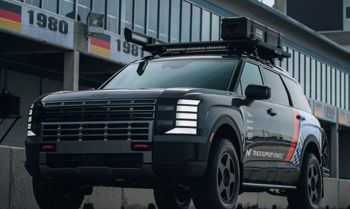 Hyundai Palisade hóa 'trạm kỹ thuật di động' chuyên phục vụ trên đường đua