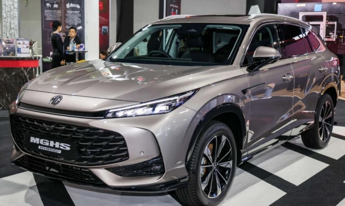 Rộ tin MG HS thế hệ mới sắp trình làng Việt Nam, có tùy chọn hệ truyền động hybrid?