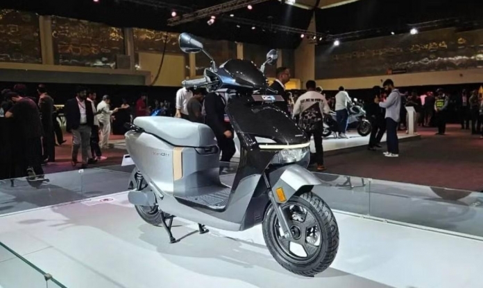 Honda giới thiệu xe máy điện mới, chạy tối đa 145 km/lần sạc