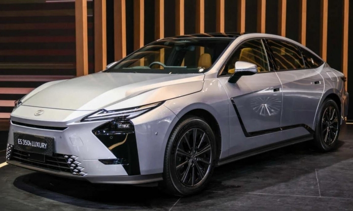 Lexus ES thế hệ mới chào sân Đông Nam Á: Lần đầu có bản điện, liệu có cơ hội về Việt Nam?