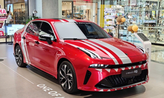 Lynk & Co 03 chính thức ra mắt tại Việt Nam: Giá từ 739 triệu đồng, cạnh tranh Mazda3, Honda Civic