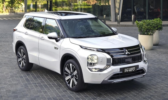 Mitsubishi Outlander PHEV 2026 ra mắt Đông Nam Á: Có thể đi gần 1.000 km sau một lần tiếp nhiên liệu và sạc pin
