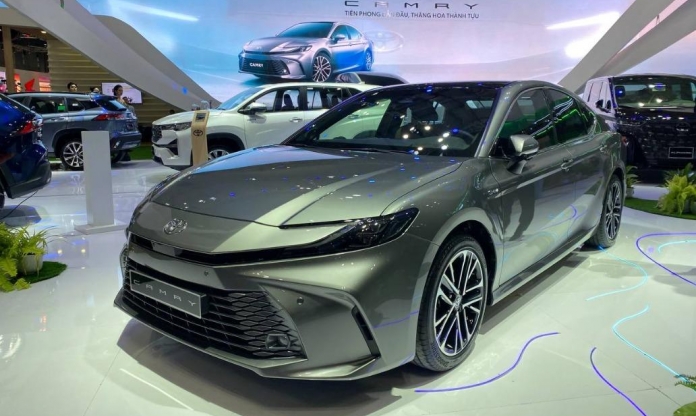 Toyota Việt Nam chuẩn bị lắp ráp, sản xuất xe hybrid trong nước