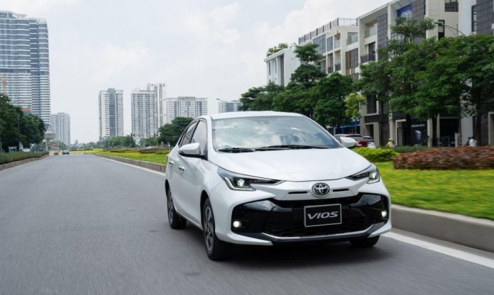 Doanh số sedan cỡ B lao dốc trong tháng 8/2026, Toyota Vios trở lại ngôi đầu