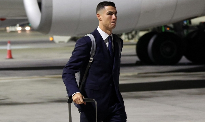 TIẾT LỘ: Ronaldo muốn rời Al Nassr, có sẵn bến đỗ vĩ đại chờ ký