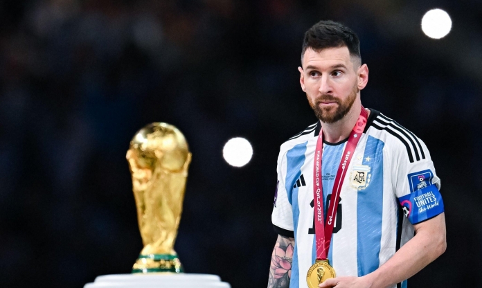 HLV vĩ đại chỉ thẳng cái tên duy nhất 'ngang hàng' Messi ở ĐT Argentina