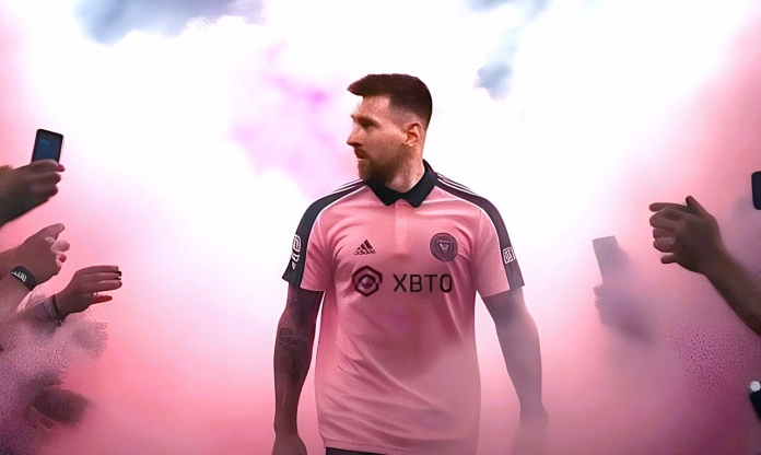 Hình ảnh đầu tiên của Messi trong màu áo Miami, xác nhận luôn số áo mới