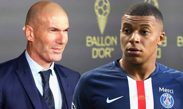 Không phải Zidane, cái tên huyền thoại tái xuất làm HLV mới của Mbappe