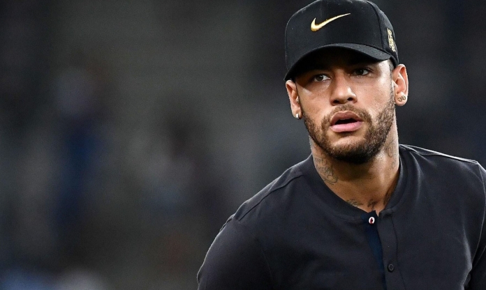 Sát ngày lên bàn mổ, Neymar lại dính vào bê bối khó tin