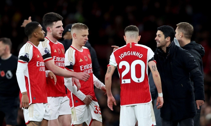 Điều luật buộc Arsenal phải sử dụng 'sao thất sủng' đấu Brentford