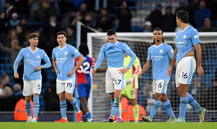 Man City bị ngược dòng cay đắng, lỡ luôn cơ hội áp sát ngôi đầu Ngoại hạng Anh