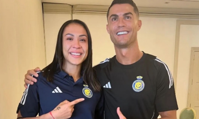 Từ Real sang Al Nassr, nữ cầu thủ ca ngợi hết lời Ronaldo