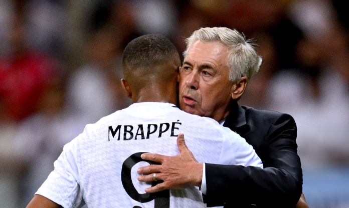 Ancelotti tuyên bố cứng về phong độ xuống dốc của Mbappe