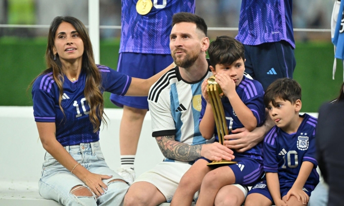 Ngoài Antonella, Messi đã từng 'qua lại' với những người đẹp nào?