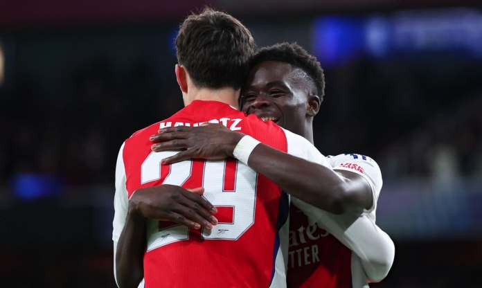 Saka trách đồng đội 'cướp' hat-trick vào lưới Monaco