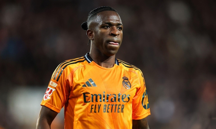 Vinicius hóa tội đồ trong ngày Real bùng nổ