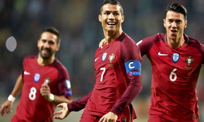 Đồng đội cũ tiết lộ bến đỗ 'trong mơ' của Ronaldo