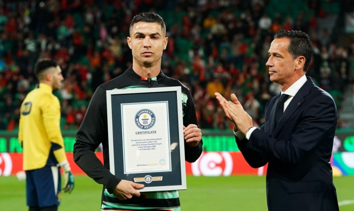 Ronaldo nhận thêm một kỷ lục Guinness