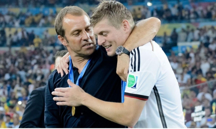 Toni Kroos: 'Bạn phải ca ngợi Hansi Flick và Barca mùa này'