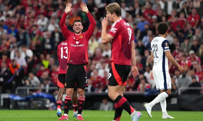NHM MU yêu cầu bán 4 ngôi sao sau chung kết Europa League