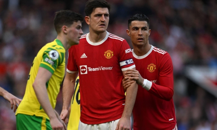 Rời MU, Harry Maguire sắp trở thành đối thủ Ronaldo