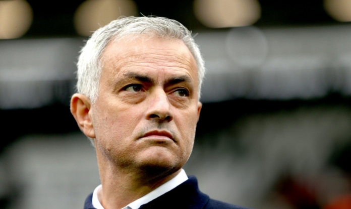 Mourinho được 'mời' tái xuất Ngoại hạng Anh