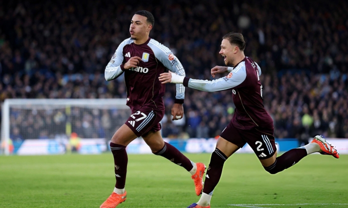 Đánh bại Leeds, Aston Villa vào top 4 Ngoại hạng Anh