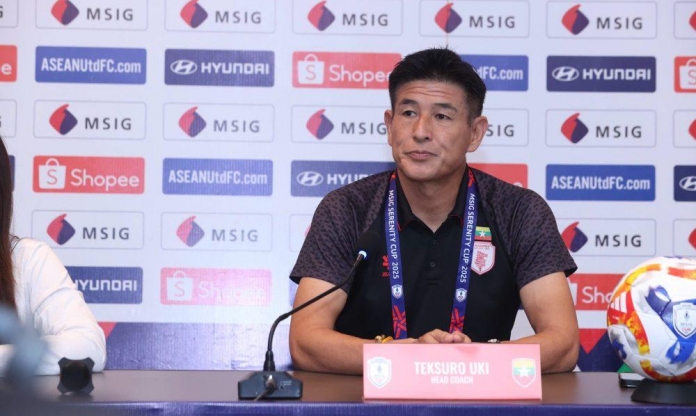 HLV Nhật Bản: 'Quá khó để kiểm soát trước Việt Nam'