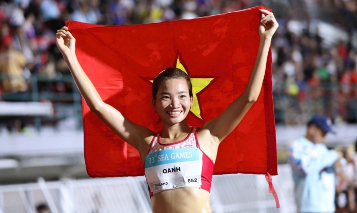 NÓNG: Nguyễn Thị Oanh phá kỷ lục HCV tại SEA Games