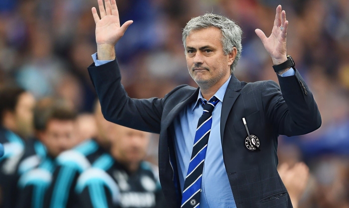 Mourinho sẵn sàng tái xuất, Chelsea ra phán quyết nhanh chóng