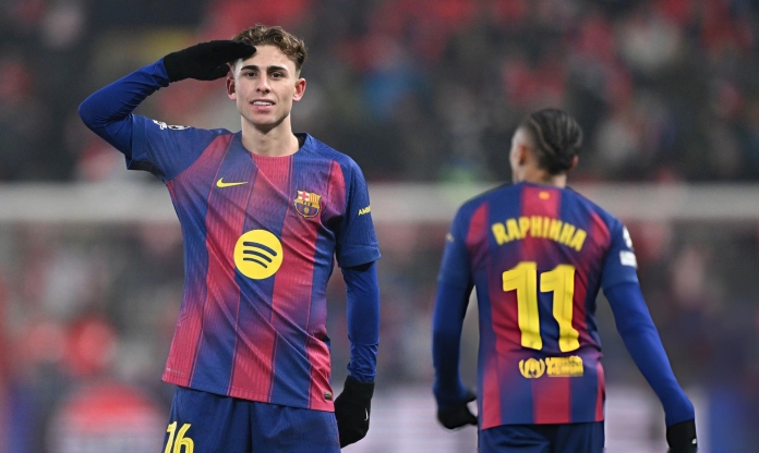 Barca thắng ngược dòng Slavia Prague tại Champions League