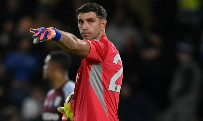 Emiliano Martinez trên đường gia nhập CLB 3 lần vô địch C1