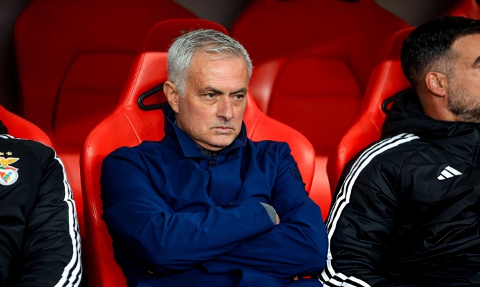 Jose Mourinho ra quyết định quan trọng trước trận gặp Real