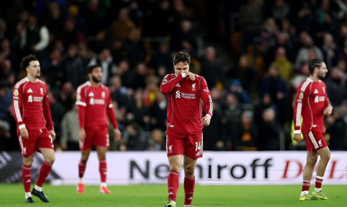 Liverpool thua bạc nhược đội bét bảng Ngoại hạng Anh