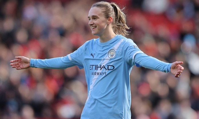 Bỏ xa Arsenal, Man City cách chức vô địch Ngoại hạng Anh '1 milimet'