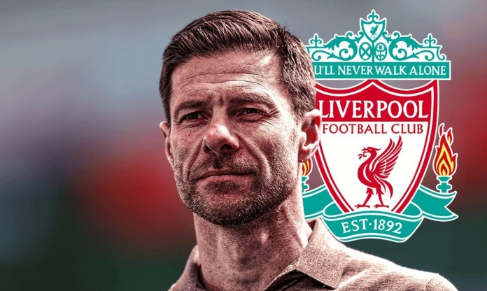 Được Liverpool bổ nhiệm, HLV Alonso chốt bán nhà vô địch World Cup