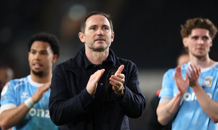 Tái xuất Ngoại hạng Anh, Frank Lampard nhận giải thưởng danh giá