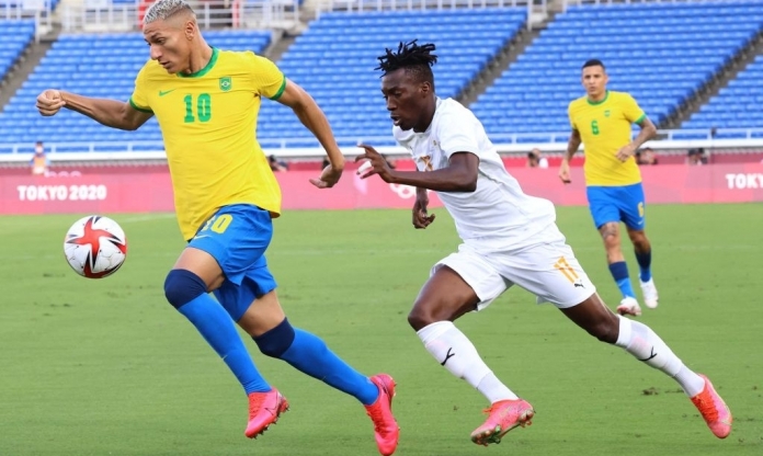 Brazil gây thất vọng trước Bờ Biển Ngà trong trận cầu 2 thẻ đỏ