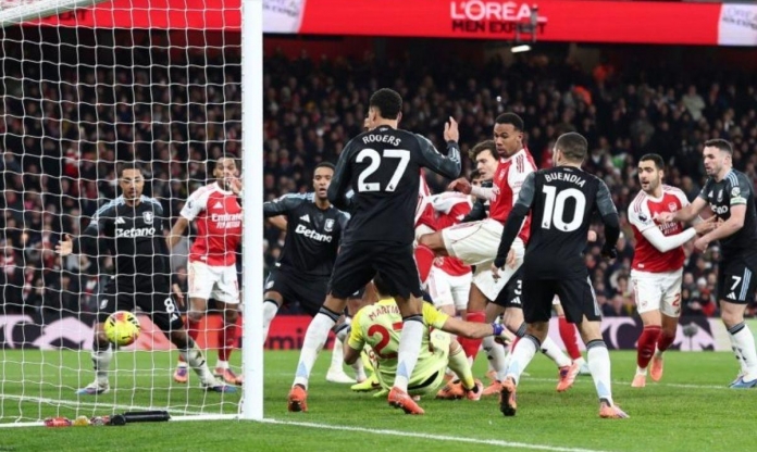 Vì sao các đội tại Premier League chưa thể vô hiệu hóa những quả phạt góc của Arsenal?