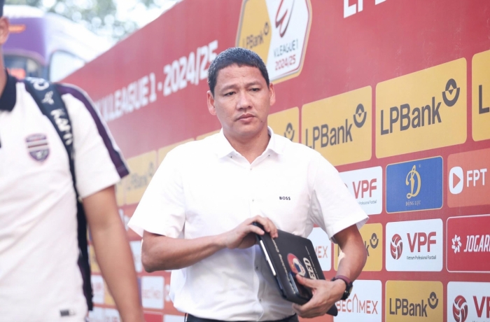 HLV Anh Đức kể hàng loạt vấn đề tại CLB Bình Dương