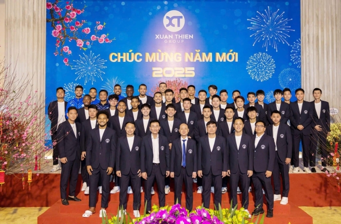 CLB Nam Định thưởng lớn CĐV ở trận khai xuân V-League