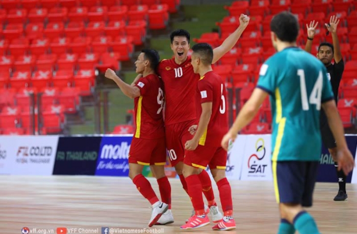 Trực tiếp futsal Việt Nam 0-2 Australia: Cố gắng gỡ hòa!