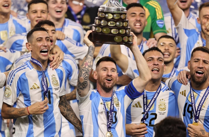 Nhìn lại Copa America 2024: Messi và những giọt nước mắt 'buồn vui'