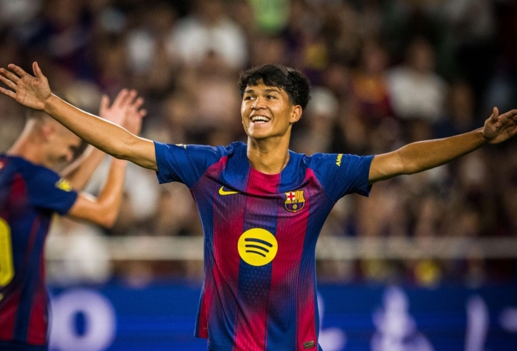 Cầu thủ gốc Philippines tỏa sáng tại Barcelona