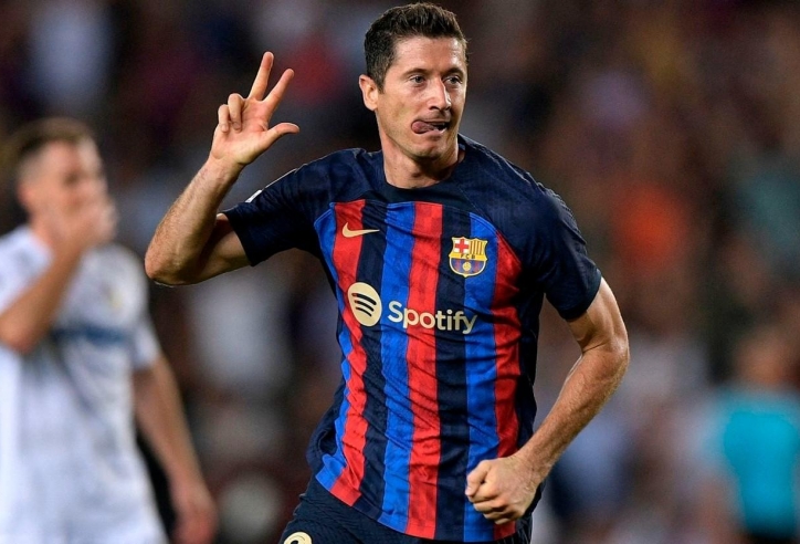 Barcelona đưa ra phán quyết cuối cùng cho tương lai của Lewandowski